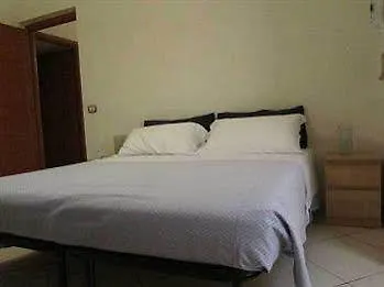 Oda ve Kahvaltı Ottaviano Augusto 2*